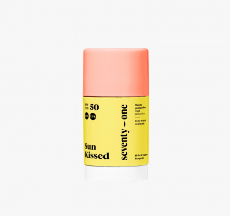 Sun stick Sun Kissed 30 - Stick protectie solara foarte rezistent la apa pentru fata si zone sensibile cu SPF 30 [1]