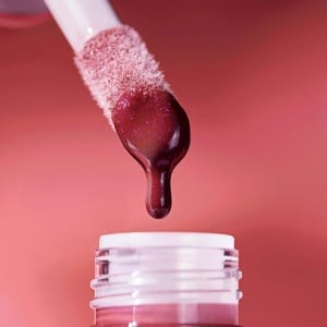 Ulei de buze ETERNAL RED Cherry Bomb Lip Oil C03 - Dark Romance, 3.6 ml, Catrice [3]