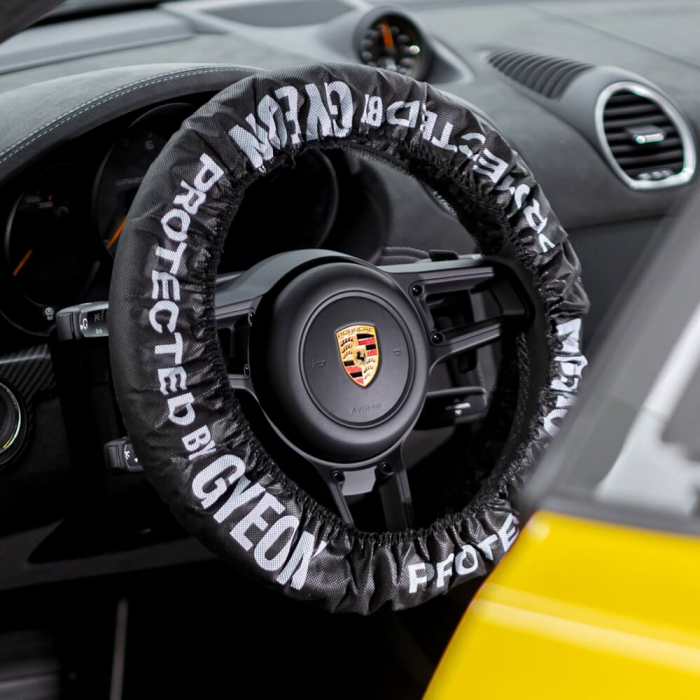 Husa-protectie-volan-Gyeon-Q2M-Steering-WheelCover-Q2MSWC [2]