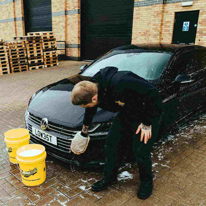 Manusa-blana-de-oaie-Meguiars-Lambswool-Wash-Mitt-A7301 [3]