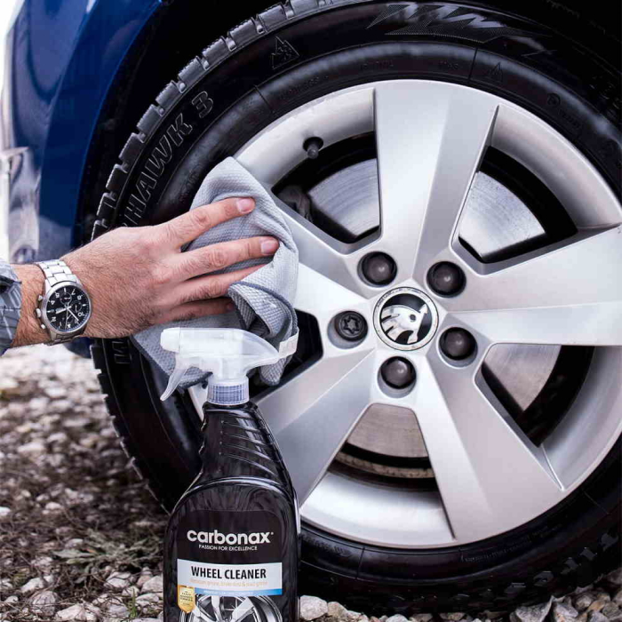 Solutie-curatare-jante-Carbonax-Wheel-Cleaner-720ml-103 [3]