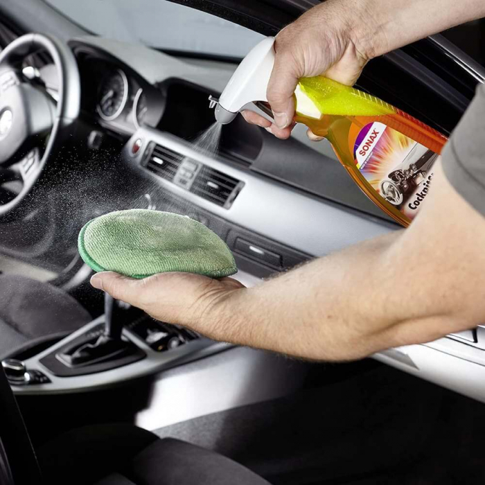 Solutie-curatare-si-intretinere-plastic-si-bord-Sonax-Cockpit-Star-750ml-02494000 [2]