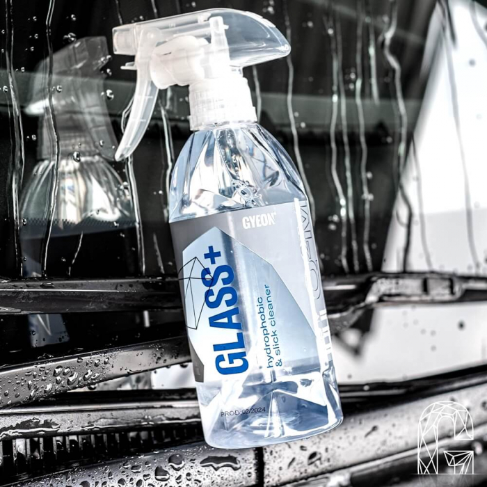 Solutie-curatare-sticla-cu-efect-hidrofob-Gyeon-Q2M-Glass-Plus-Q2MGLASSPL [5]
