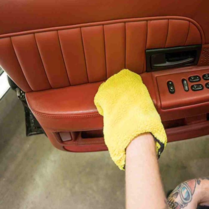 Solutie-hidratare-piele-Meguiars-Gold-Class-Leather-Conditioner-473ml-G18616 [3]