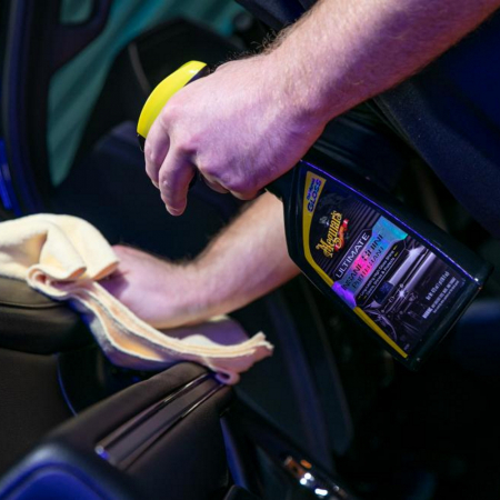 Dressing-Plastic-Meguiars-Ultimate-Insane-Shine-Protectant-473ml-G220216 [3]