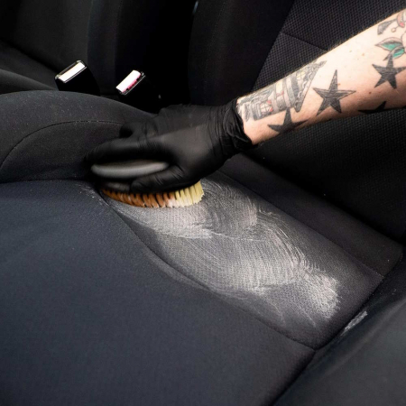 Perie-curatare-interioare-si-mocheta-Meguiars-Carpet-and-Interior-Brush-X1000EU [2]