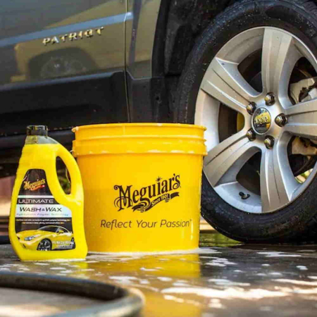 Sampon auto cu ceara Meguiar's Ultimate Wash and Wax, 1.4L [1]