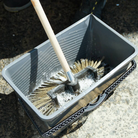 Solutie-curatare-eficienta-impotriva-ingalbenirii-Koch-Chemie-No-Yellow-Cleaner-Nyc-516999 [2]