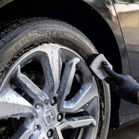 Solutie-curatare-jante-Meguiars-Hot-Rims-Wheel-and-Tire-Cleaner-709ml-G9524 [2]