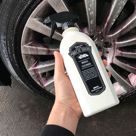 Solutie-curatare-jante-Meguiars-Mirror-Bright-Wheel-Cleaner-650ml-MB0522 [1]