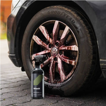 Solutie-curatare-jante-reactiva-CarPro-WheelX [3]