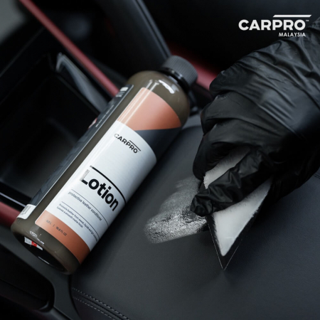 Solutie-hidratare-piele-CarPro-Lotion-Protective-Leather-Conditioner-500ml-CQL500 [1]