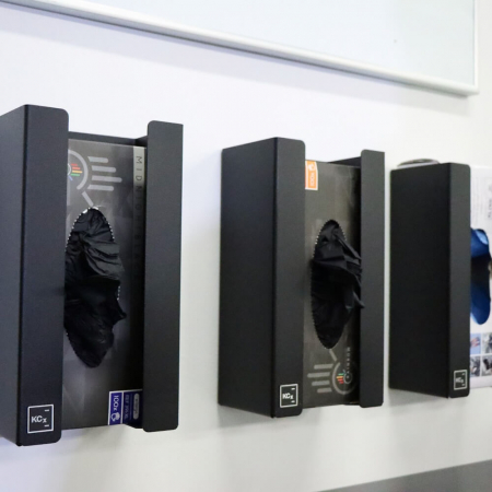 Suport-metalic-perete-pentru-cutii-manusi-Koch-Chemie-Glove-Dispenser-negru-9998221 [1]