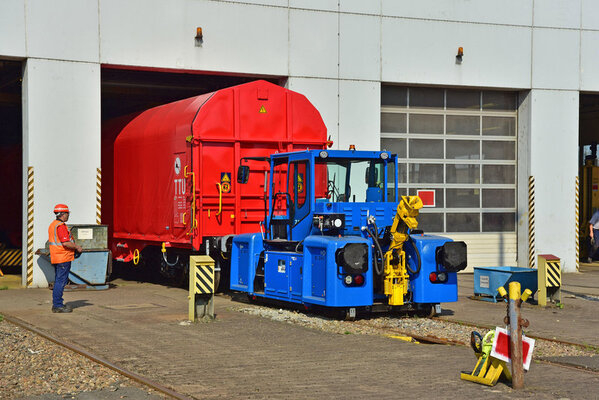 ZAGRO E-MAXI XL Hybrid - IndustrialMAG [3]