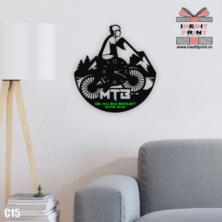 Cadouri Sportive - Ceas personalizat cu text C15