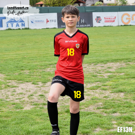 KIT GIVOVA Echipament Romania EF13N [1]
