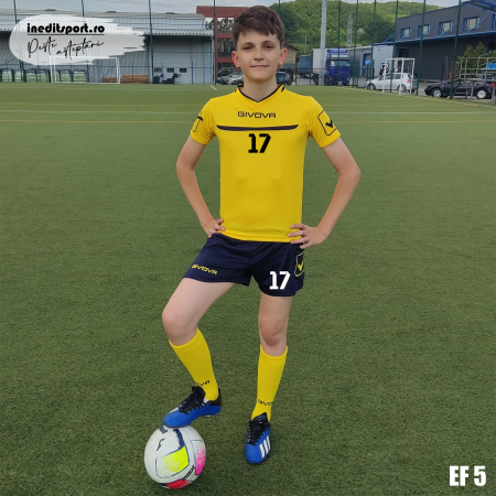 Echipamente fotbal - KIT One Personalizat copii si adulti PEF5