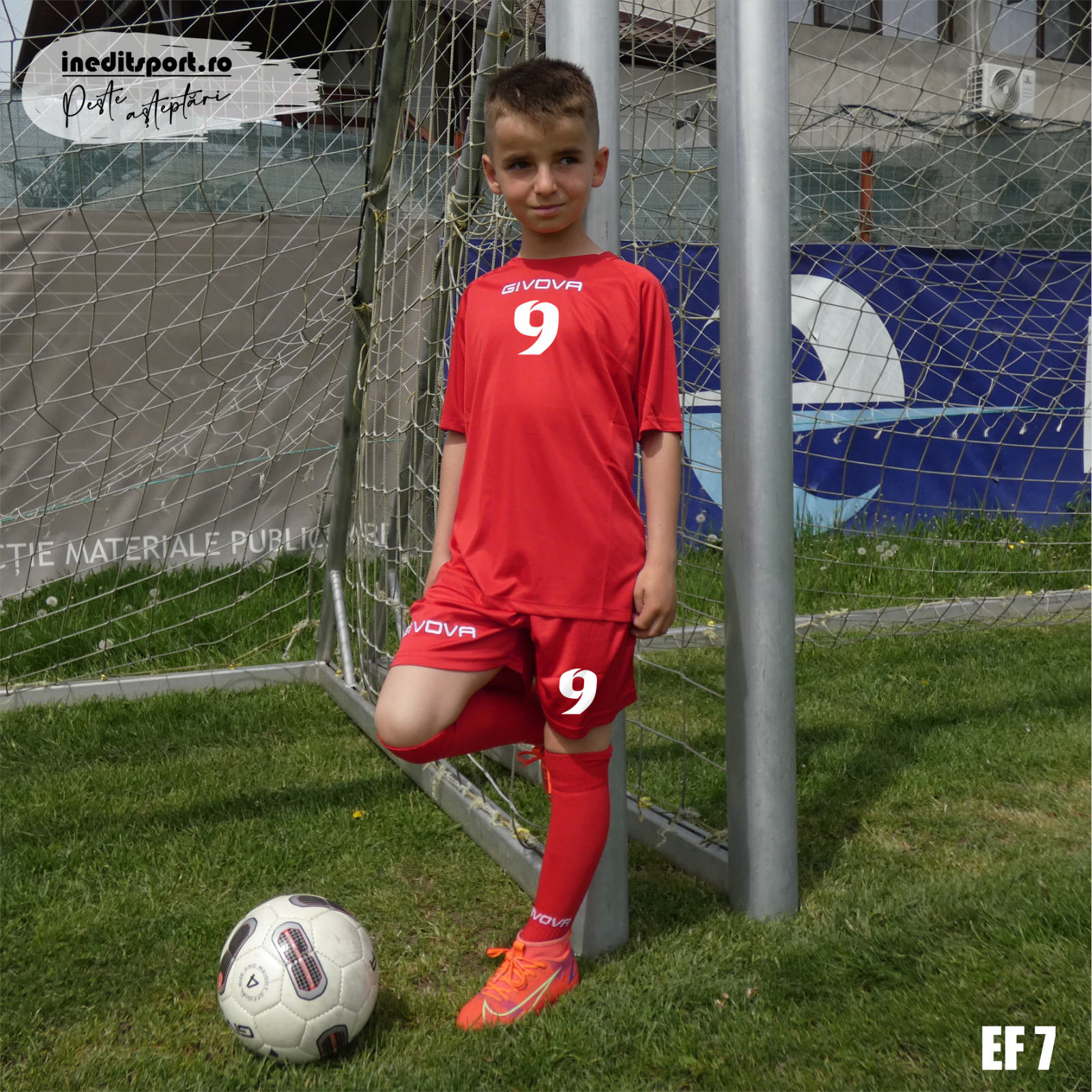KIT GIVOVA PEF7 Echipament fotbal personalizat copii si adulti. S, Roșu
