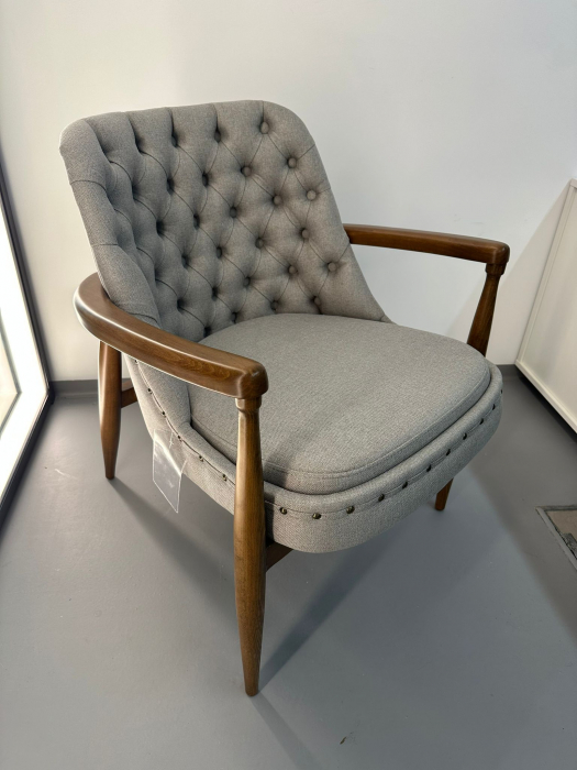 Fotoliu din lemn masiv, tapițat în material textil gri - FOKI [3]