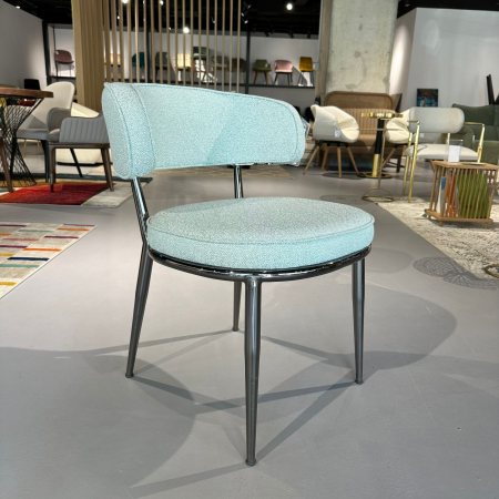 Scaun metalic fumuriu, tapițat în material textil - SALT