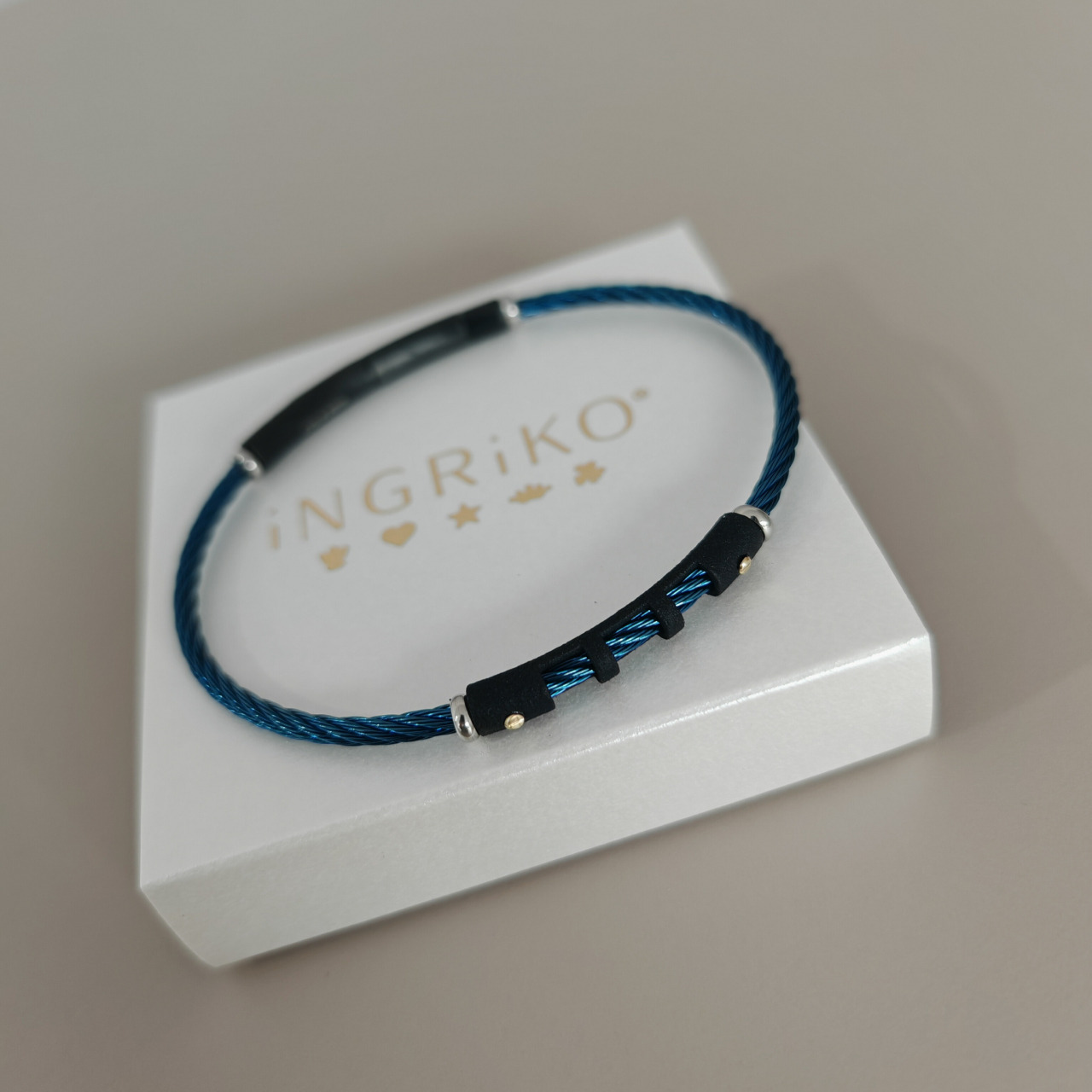 Bratara barbati din otel albastru cu elemente aur galben 18K [3]