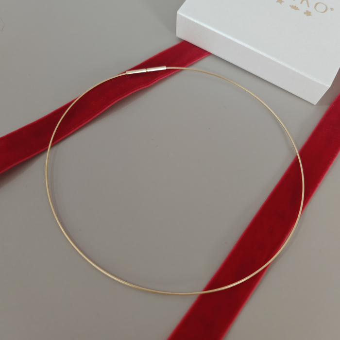 Choker minimalist 35 cm – flexibil si delicat, argint placat cu aur 18K [4]