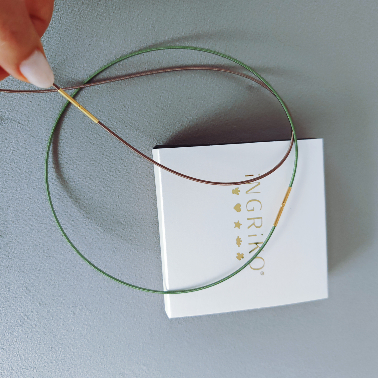 Colier choker tip colan colorat [4]