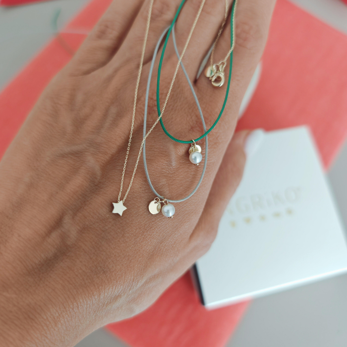 Colier snur reglabil cu perla si mini banut aur 14K [2]