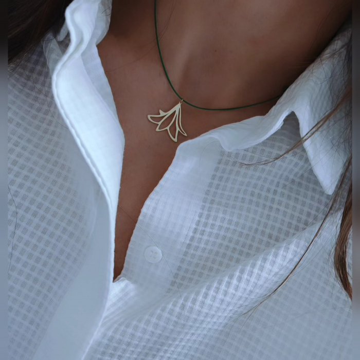 Colier snur reglabil floare aur 14K satinat [2]