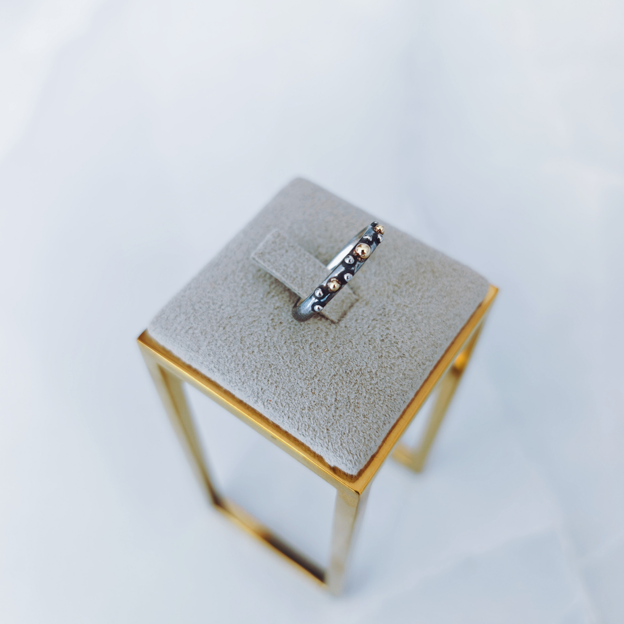 Inel geometric din argint 925 cu accente din aur 9K [2]