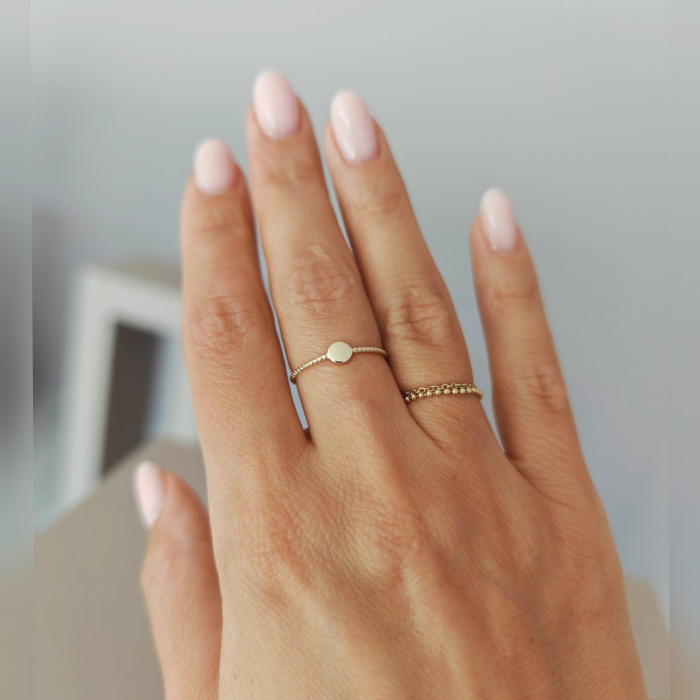 Inel impletit cu banut delicat din aur galben 14K [3]