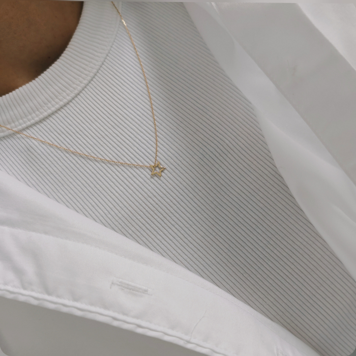 Lantisor aur subtire cu steluta 14K [4]