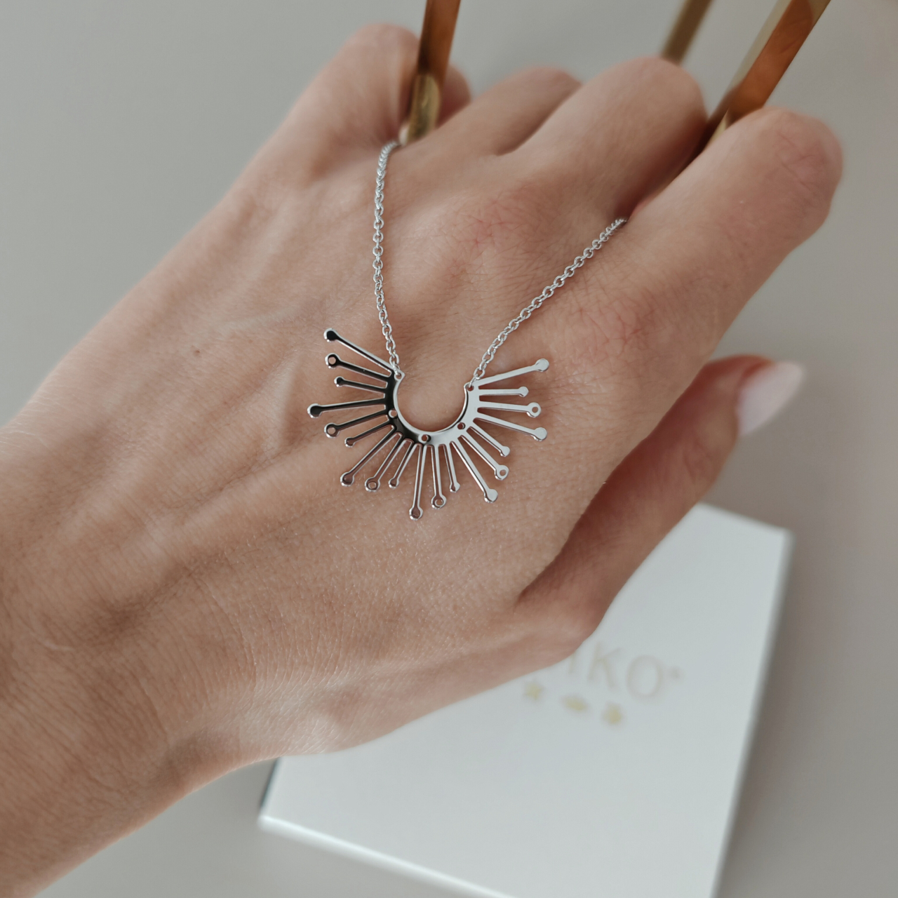 Lantisor Soare din Argint 925 Rodiat – Bijuterie Delicata cu Pandantiv Soare [3]