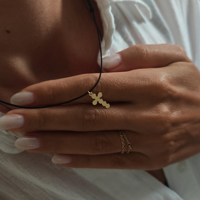 Pandantiv Cruciulita Aur galben 14K pe snur reglabil [5]