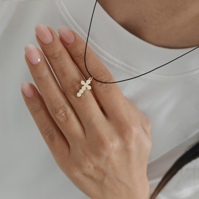 Pandantiv Cruciulita Aur galben 14K pe snur reglabil [4]