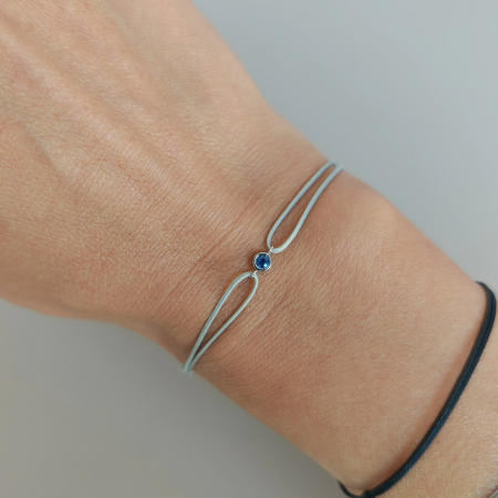 Bijuterii Personalizate - Bratara cu safir albastru - aur alb 14K