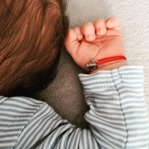 Bratara snur rosu cu masinuta din argint 925 rodiat [1]