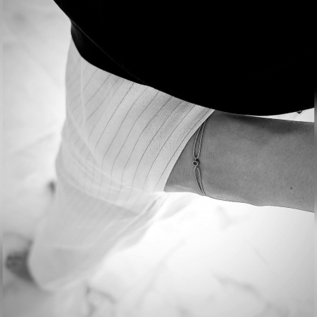 Bratara snur aur alb 14K cu diamant negru [1]