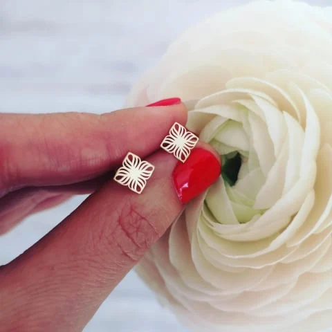 Bijuterii Personalizate - Cercei floare din Aur galben 14K