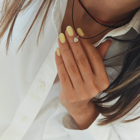 Choker aur - Colier cu snur reglabil si inima din aur alb 18K cu diamante