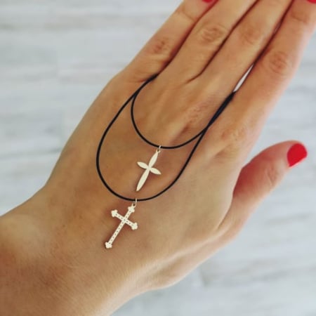 Cruciulita aur 14K pe snur reglabil pentru gat [2]