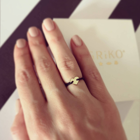 Bijuterii Personalizate - Inel snur reglabil cu inimioara 7mm aur