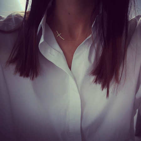 Lantisor minimalist cruciulita Aur galben 14K [1]