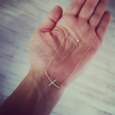Lantisor minimalist cruciulita Aur galben 14K [2]