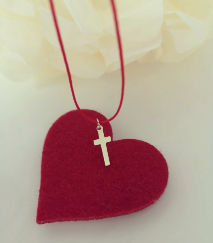 Pandantiv cruce aur galben 14K pe snur [4]