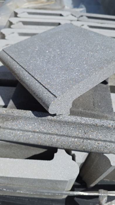 Capac gard  decorativ din beton - 25cm [12]