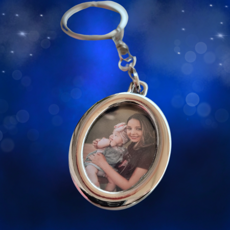 Brelocuri Personalizate - Breloc Oval Personalizat cu Poza Ta