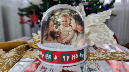 Cadouri Sărbători - Glob De Crăciun Cu 2 Poze, Zăpadă Și Lumini