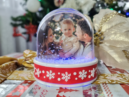 Globuri Foto Personalizate - Glob De Crăciun Cu 2 Poze, Zăpadă Și Lumini 1