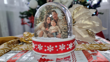 Glob De Crăciun Cu 2 Poze, Zăpadă Și Lumini 1 [2]